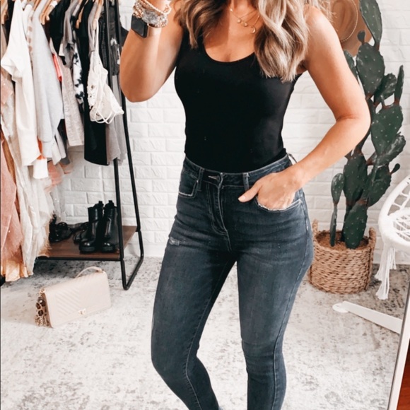 Sia Seamless Tank, Free Shipping! - Picture 3 of 3